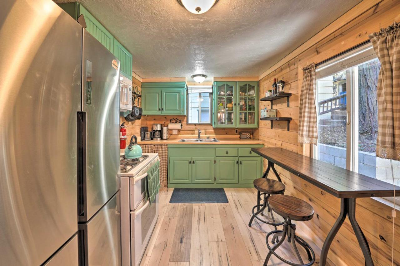 הוילה Crestline Cabin About 1 Mi To Lake, Town, Trails! מראה חיצוני תמונה
