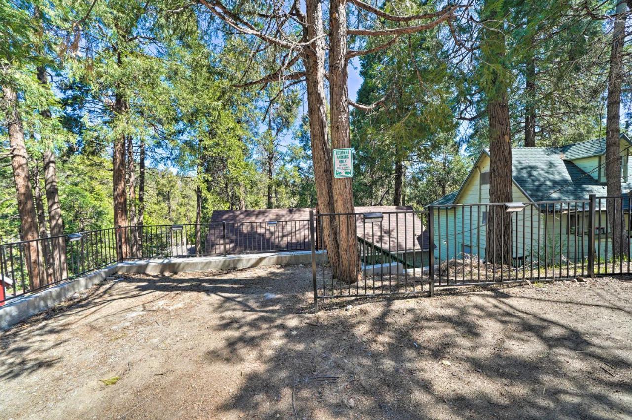 הוילה Crestline Cabin About 1 Mi To Lake, Town, Trails! מראה חיצוני תמונה